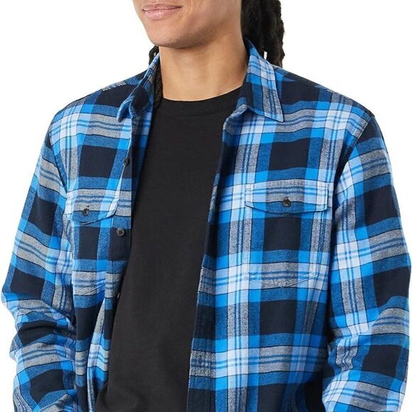 New Men's Long-Sleeve Button Down Tartan Plaid Two-Pocket Flannel Shirt - Picture 1 of 3